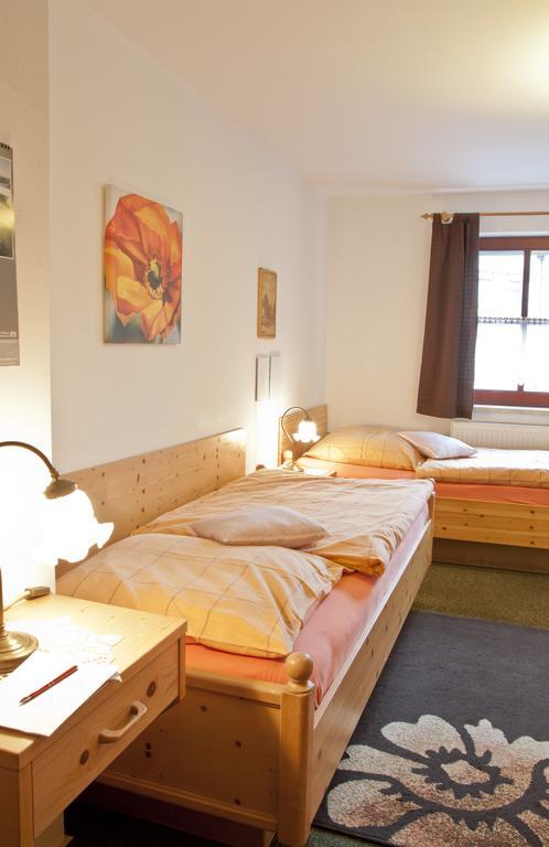 Fruehstuecks Pension Zum Postillion Klingenthal Exterior photo