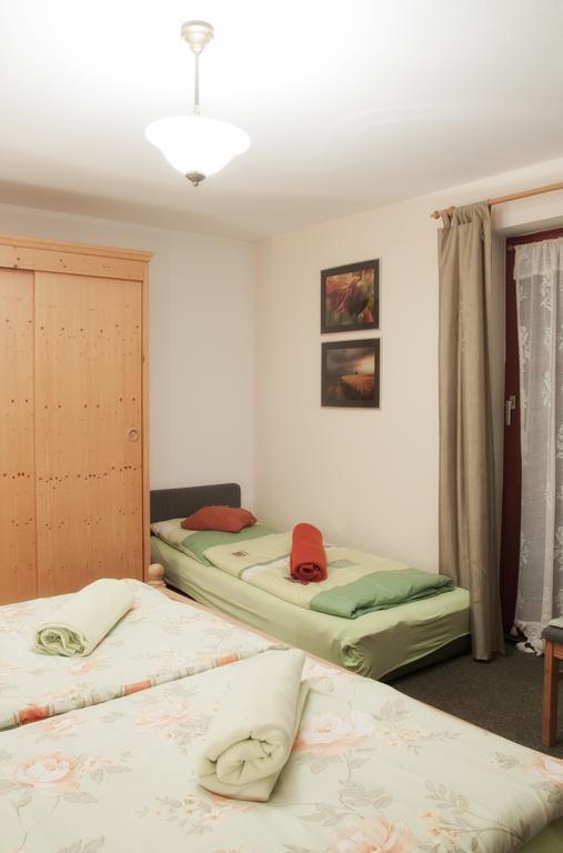 Fruehstuecks Pension Zum Postillion Klingenthal Exterior photo